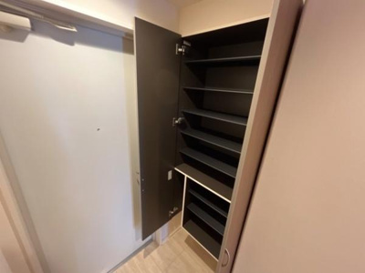 【玄関】 | トレスヴィア