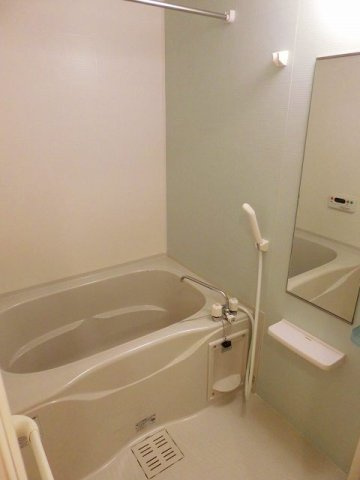 フィロンドールＢの浴室