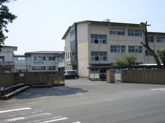 カームリー緑ケ丘の周辺|荒尾第三中学校まで1200m