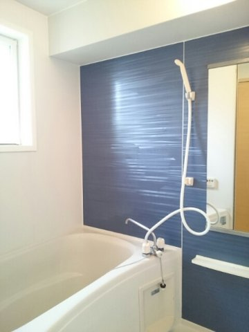 カームリー緑ケ丘の浴室