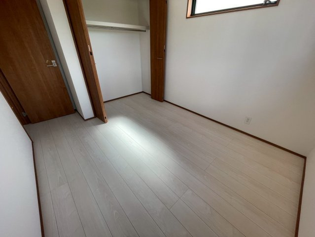 ◆◆うるま市字前原-2号棟（全2邸）の洋室