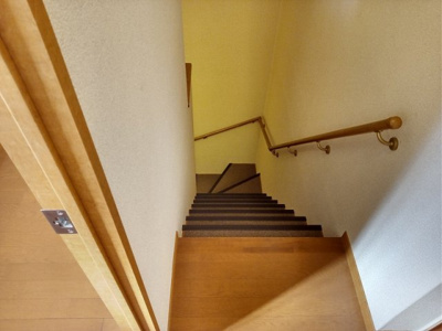 【玄関】 | レオパレスＬｉｂｅｒｔｙＢｅｌｌ