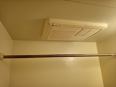 【その他】 | レオパレスＬｉｂｅｒｔｙＢｅｌｌ | 浴室乾燥機