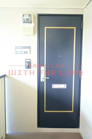 ヴェルドミール【キャッシュバック対象物件】のエントランス|清潔なエントランスです