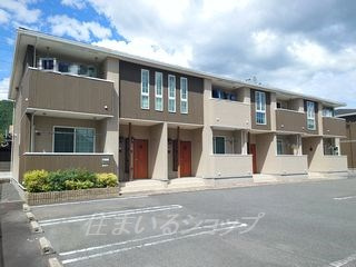 広島市安佐北区亀山３丁目のアパートの外観