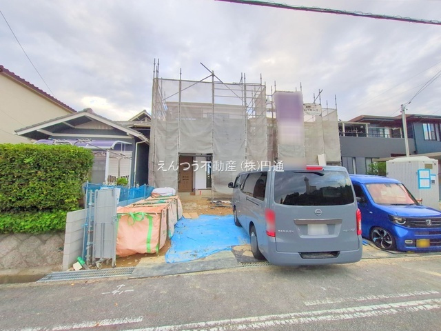 ファーストタウン第1城山町城山の前面道路含む現地写真