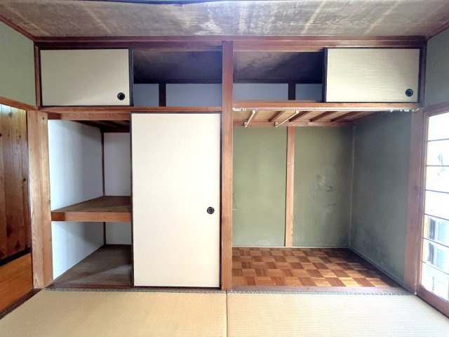 大黒町貸家の収納