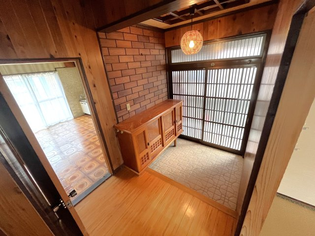 大黒町貸家の玄関