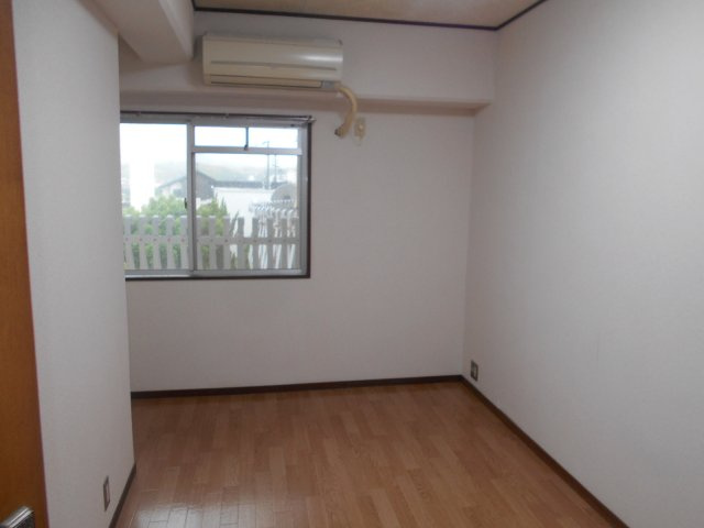 【洋室】 | バーゼル壱番館