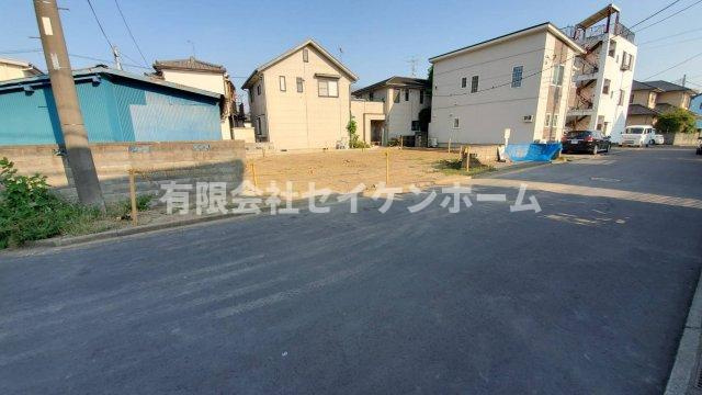 熊谷市銀座4丁目　売地（建築条件無し）の前面道路含む現地写真
