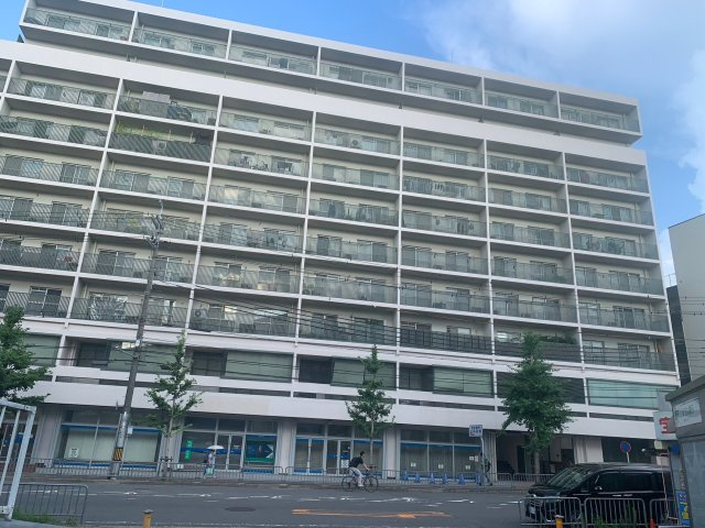 進和山科ハイライフの外観