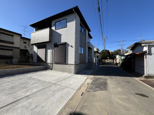 【前面道路含む現地写真】 | 熊谷市別府7期　ZutPLUS　新築戸建　全1棟　1号棟