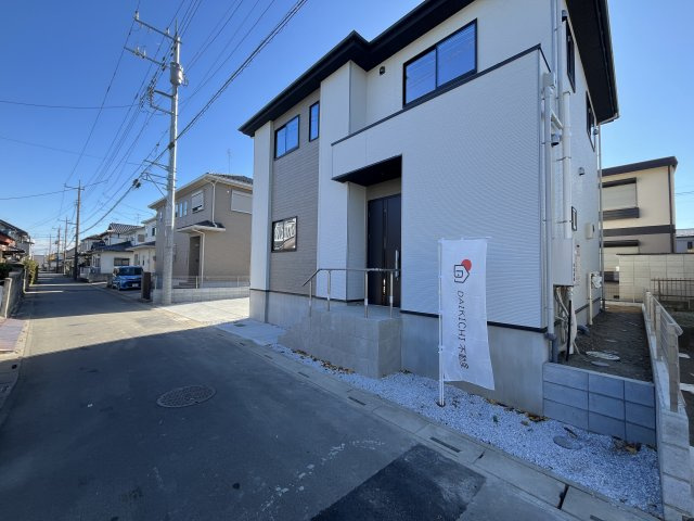 【前面道路含む現地写真】 | 熊谷市別府7期　ZutPLUS　新築戸建　全1棟　1号棟