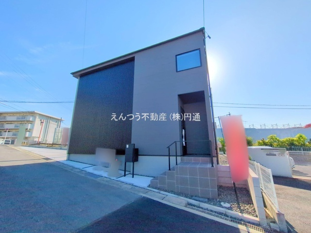 メルディア自由ケ丘115の前面道路含む現地写真