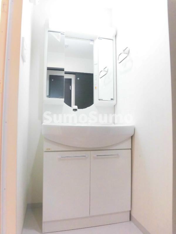 リアライズ神戸長田の洗面所