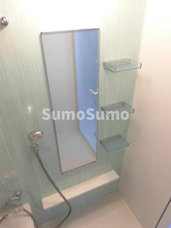 リアライズ神戸長田の浴室