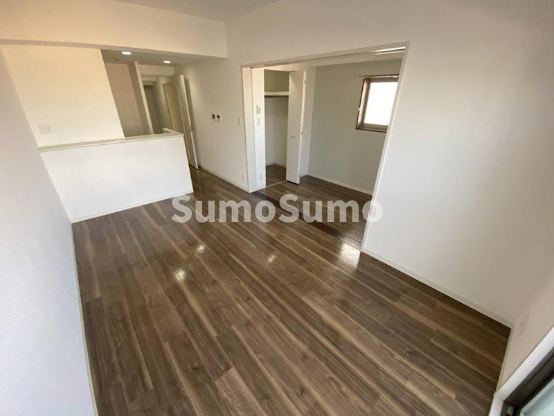 リアライズ神戸長田の居間・リビング