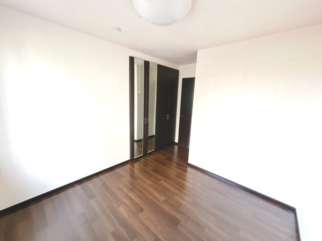 ルナコートの洋室