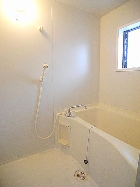 ソレイユハイツの浴室