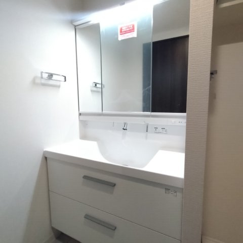 レーベンハイム多摩聖ヶ丘の洗面所