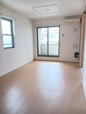 ホープ　ストーン　Ⅰの居間・リビング|LDK10.6帖