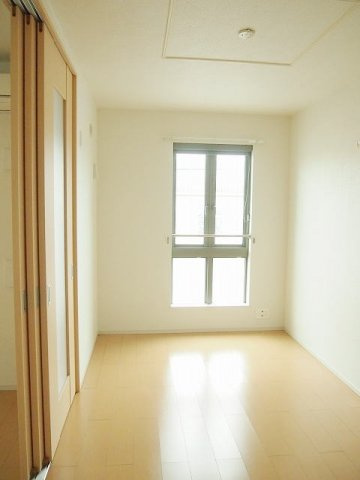 ホープ　ストーン　Ⅰの洋室|南洋室5.1帖