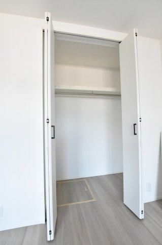 【収納】 | Casa Monte Riso (カーサ モンテ リーゾ) | クローゼット