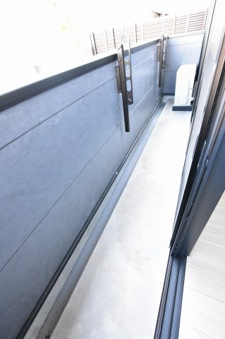 【バルコニー】 | Casa Monte Riso (カーサ モンテ リーゾ)