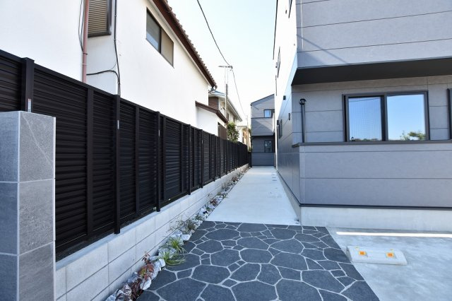 【エントランス】 | Casa Monte Riso (カーサ モンテ リーゾ)