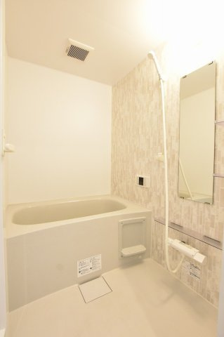 【浴室】 | Casa Monte Riso (カーサ モンテ リーゾ) | 追い焚き機能付き
