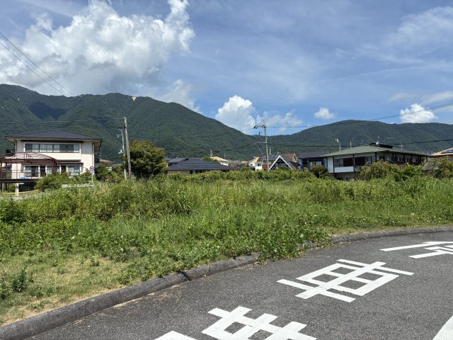 大津市南小松1109-1他　駅前売土地