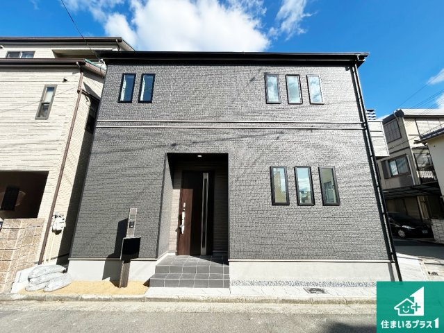 高石市千代田　新築一戸建ての外観|安心の10年保証！外観を美しく保ち、雨水で汚れを落とします！気になることがありましたら、お気軽にお問い合わせください！