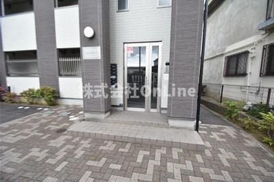 【エントランス】 | エレガンツア南本町