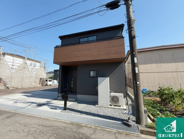加東市北野　新築一戸建ての外観|お客様に長く安心して住んでいだだける事にこだわった家づくり！住んでからのアフターサービスにもしっかりと取り組んでいます！