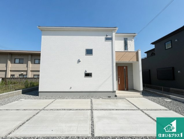 加東市北野　新築一戸建ての外観|安心の10年保証！外観を美しく保ち、雨水で汚れを落とします！気になることがありましたら、お気軽にお問い合わせください！
