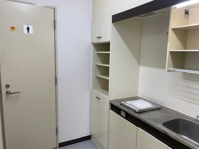 春日部市中央１丁目の事務所のキッチン
