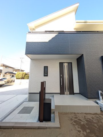 【玄関】 | リーブルガーデン.S前橋市南町ー①