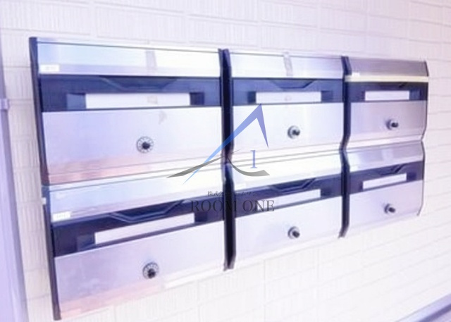 サン・ボナールのその他共用部分|集合ポストです。