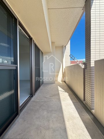 ドゥージエム京橋のバルコニー