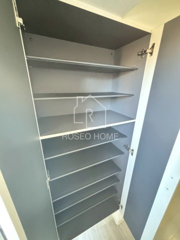 ドゥージエム京橋の収納