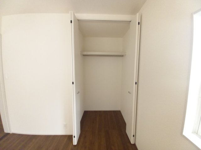 水戸市見川　12期の収納|洋室にもしっかりとした収納があり、すっきりお部屋をお使いいただけます。