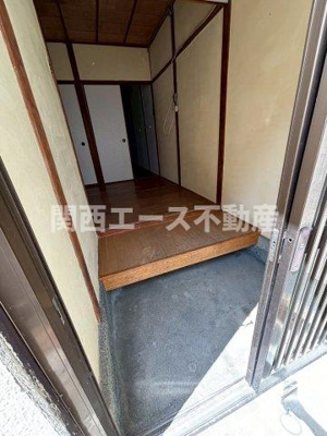 【玄関】 | 南野４丁目貸家