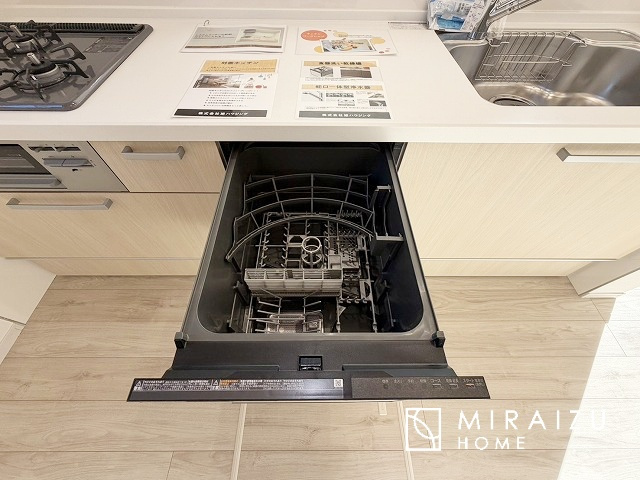 【周辺】 | 前面道路☆運転が不安な方も安心な前面道路、きちんと幅員のある道路は女性にも安心です。整備されている道路は気持ちも良いですね♪