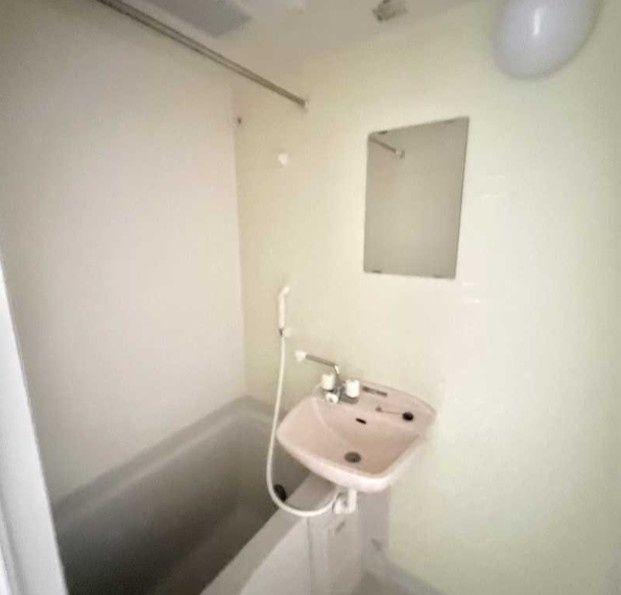 メルディア西新井栄町の浴室