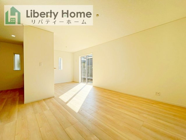ひたちなか市平磯遠原町第1　新築戸建　1号棟の居間・リビング