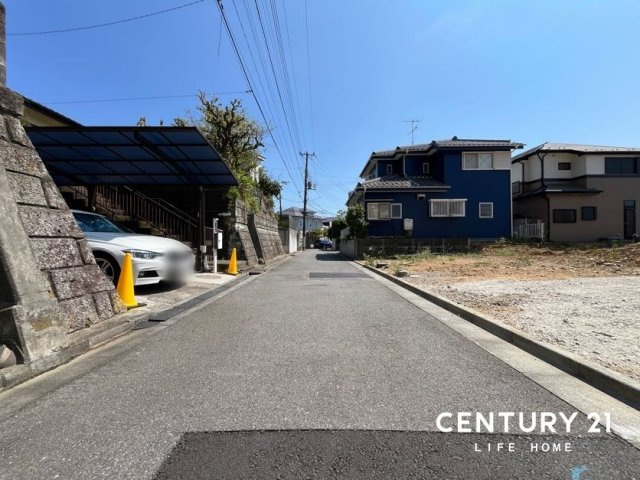 【前面道路含む現地写真】 | 小田急線「読売ランド前」新築戸建