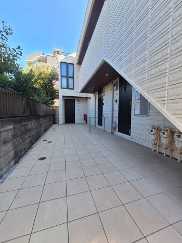 ＡＲＲＯＷＳ　ＨＯＳＨＩＫＡＷＡのロビー