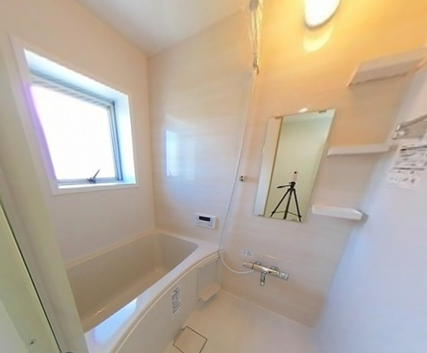 十條草加マンションB号棟の浴室|きれいなお風呂です