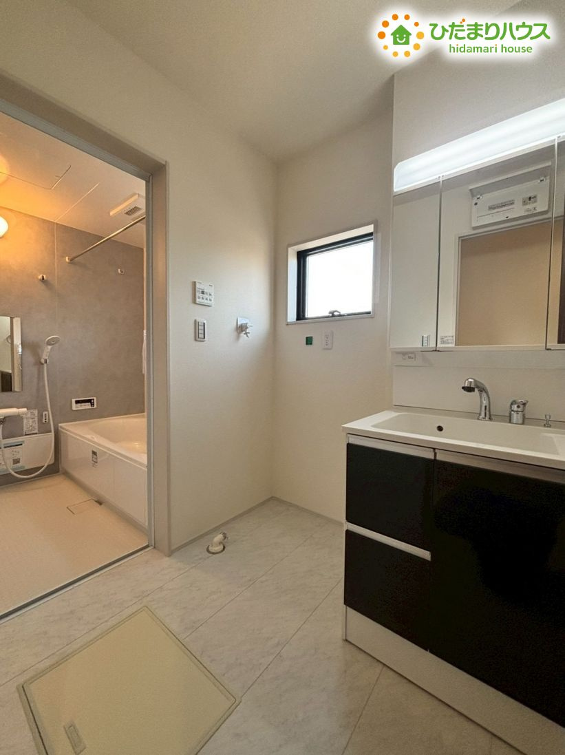 鴻巣市袋第2　新築戸建　リーブルガーデン01の洗面所