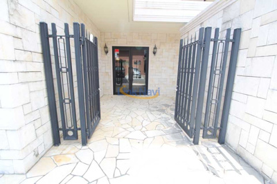 【エントランス】 | サムティ江坂JuReve